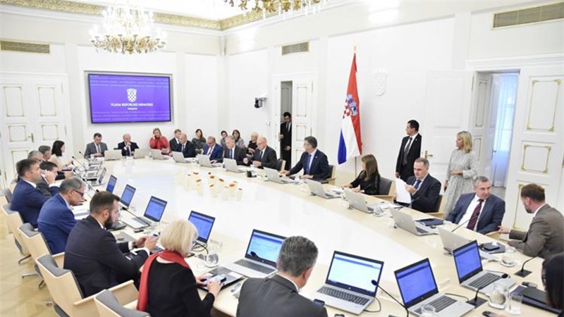 Nastavljena pozitivna kretanja u gospodarstvu, rast realnog BDP-a za 3,1 posto u odnosu na prvih šest mjeseci 2018.
